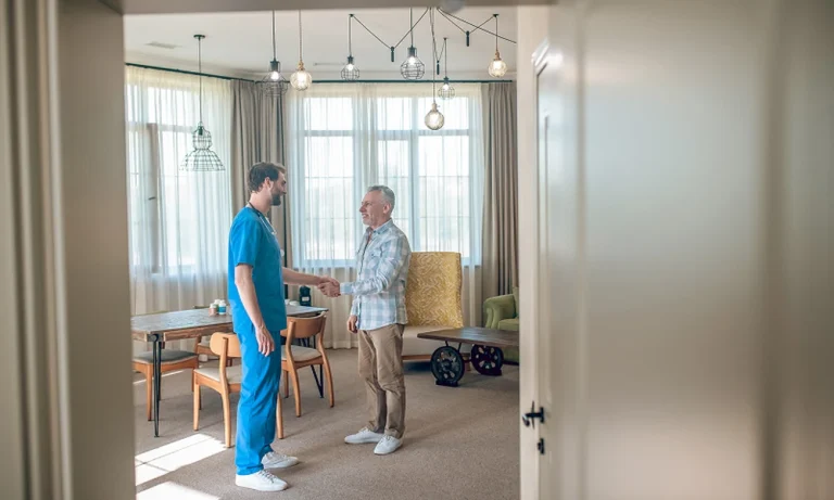 Key Considerations Before Moving Into a Private Nursing Home